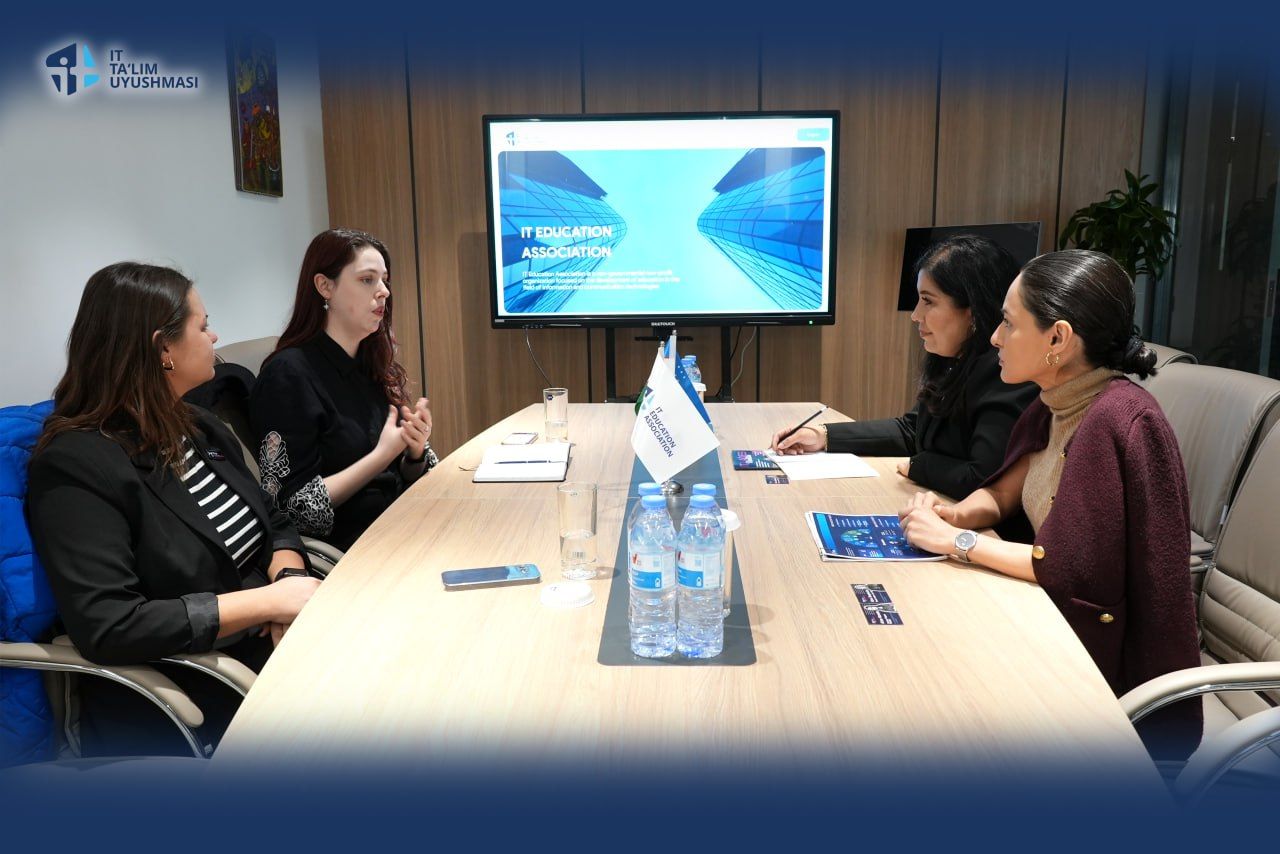 Discussing opportunities for girls in STEM with Riga TechGirls